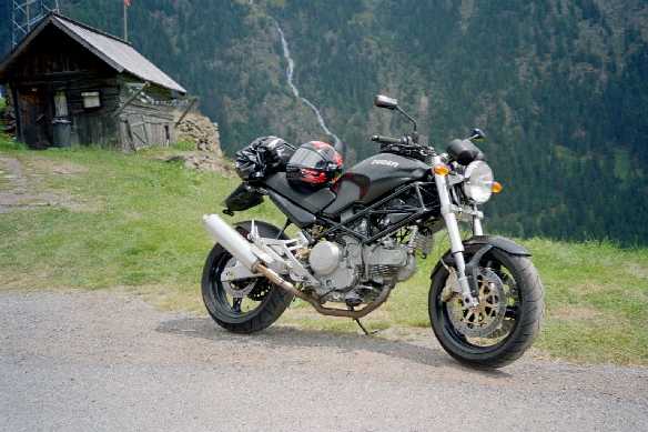 Andi�s Monster 750 Dark