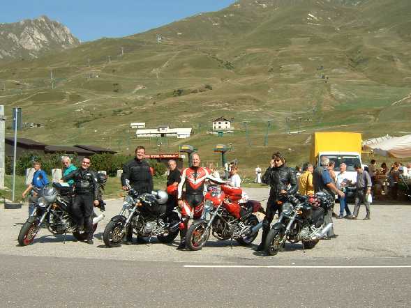 S4 Hubert, 900er Sepp, 900er Michael und 750er Andi