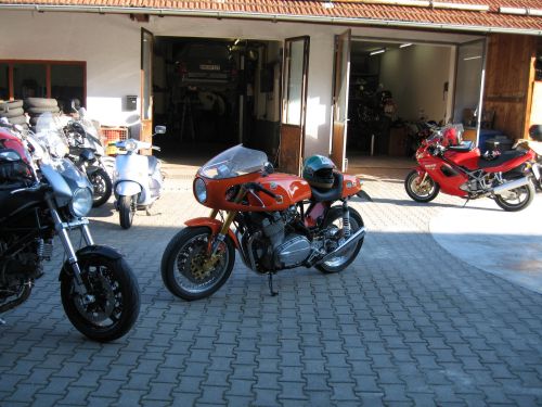 ...eine wundersch&ouml;ne Laverda